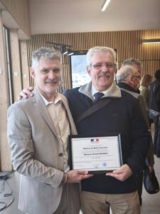 Bonne et Heureuse année 612487041 876604368095143 969370079861311609 n